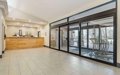 Country Inn & Suites by Radisson, Atlanta Galleria/Ballpark, GA