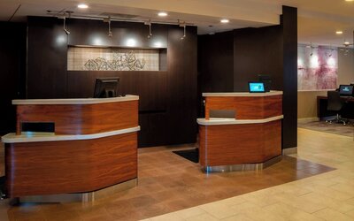Courtyard by Marriott Nashville Airport