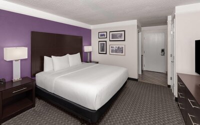 La Quinta Inn & Suites by Wyndham Austin Round Rock