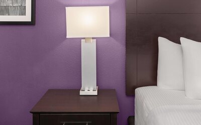 La Quinta Inn & Suites by Wyndham Austin Round Rock