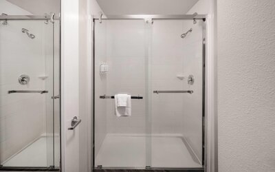 La Quinta Inn & Suites by Wyndham Austin Round Rock