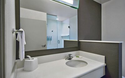 Courtyard by Marriott Nashville Green Hills