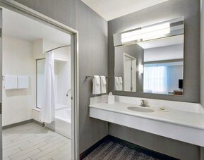 Courtyard by Marriott Nashville Green Hills