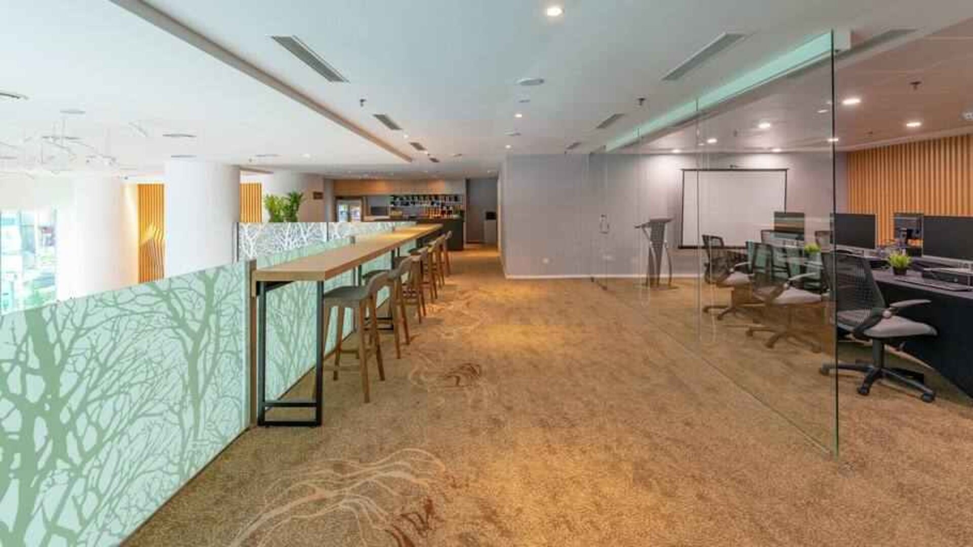 Meeting room suitable for any business occasion at the Hilton Garden Inn Kuala Lumpur Jalan Tuanku Abdul Rahman South.