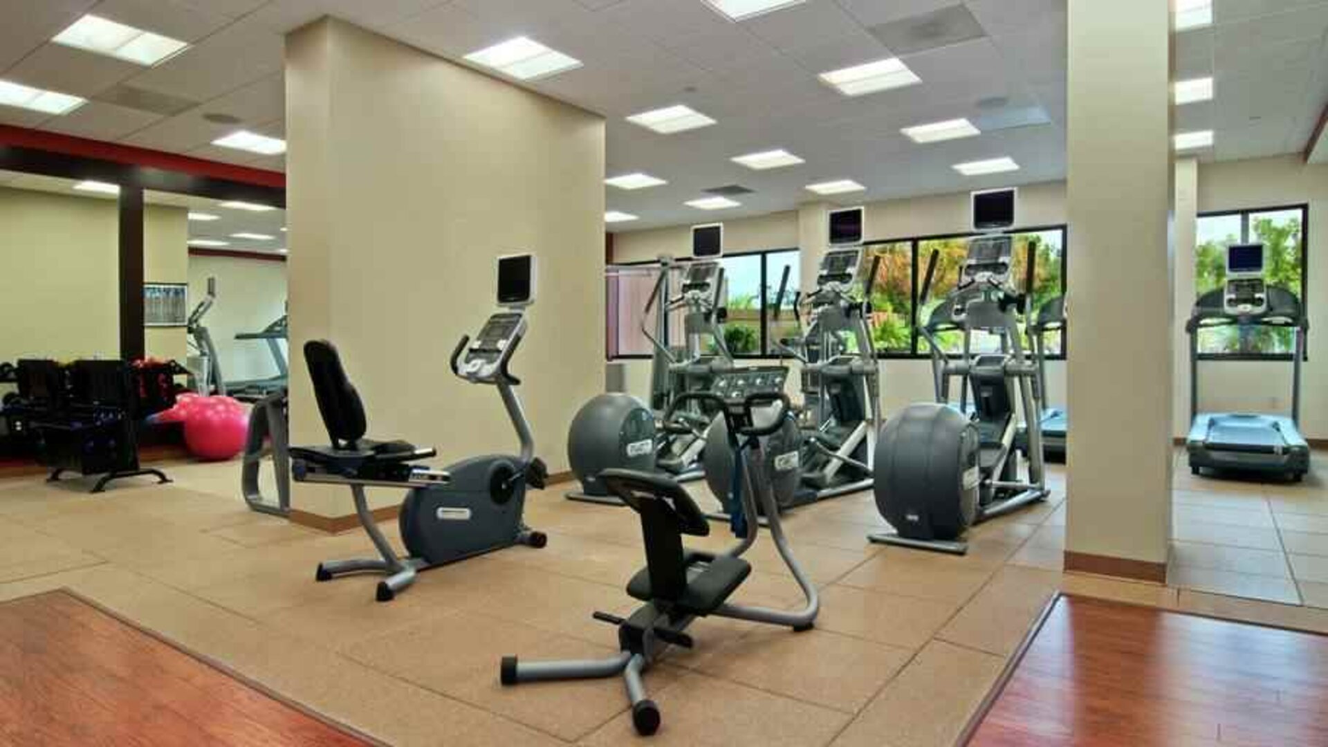 Fully equipped fitness center at the Hilton Orlando-Altamonte Springs.