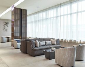AC Hotel by Marriott Atlanta Airport Gateway