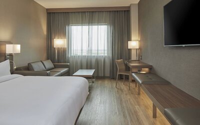 AC Hotel by Marriott Atlanta Airport Gateway