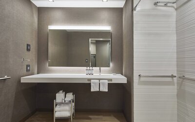 AC Hotel by Marriott Atlanta Airport Gateway