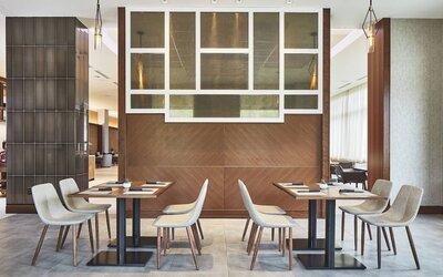 AC Hotel by Marriott Atlanta Airport Gateway