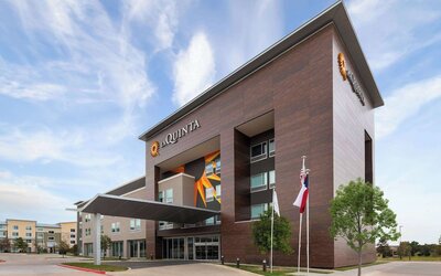 La Quinta Inn & Suites by Wyndham Austin Parmer/Tech Ridge