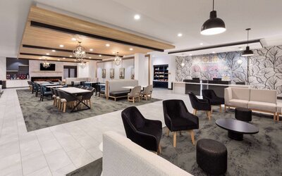 La Quinta Inn & Suites by Wyndham Austin Parmer/Tech Ridge