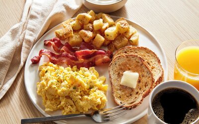 Holiday Inn Nashville Airport by IHG