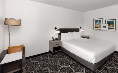 La Quinta Inn & Suites by Wyndham Austin Parmer/Tech Ridge