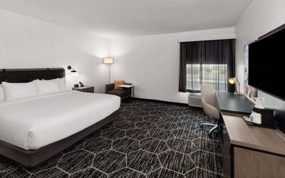 La Quinta Inn & Suites by Wyndham Austin Parmer/Tech Ridge