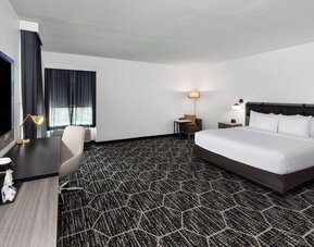La Quinta Inn & Suites by Wyndham Austin Parmer/Tech Ridge