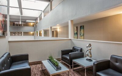 Quality Suites Nashville Airport