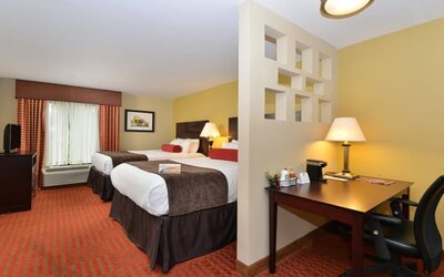 Quality Suites Nashville Airport