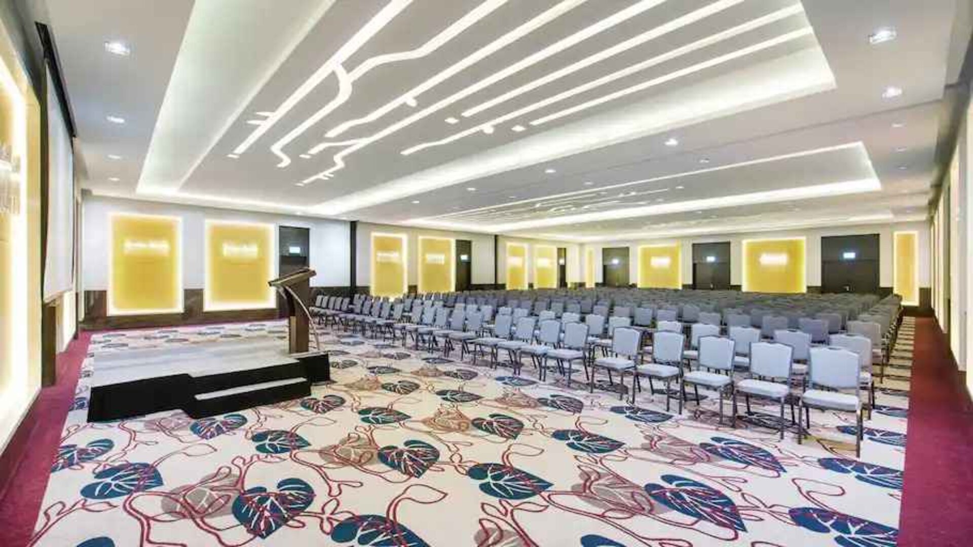 Spacious conference room perfect for every business meeting at the Hilton Ras Al Khaimah Beach Resort.