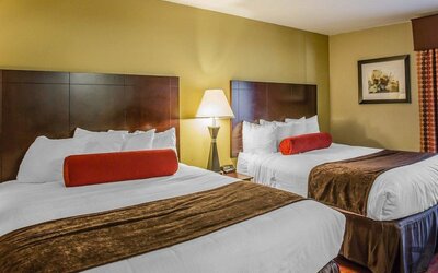 Quality Suites Nashville Airport