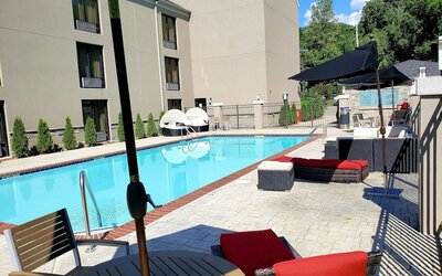 Quality Suites Nashville Airport