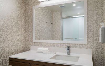 Home2 Suites By Hilton Atlanta Airport College Park