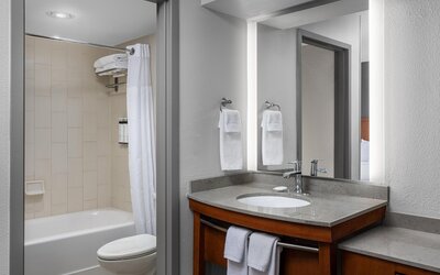 Hyatt Place Atlanta Airport-South