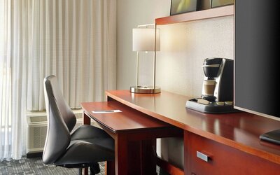 Courtyard by Marriott Atlanta Airport South/Sullivan Road