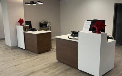 La Quinta Inn & Suites by Wyndham Nashville Airport/Opryland