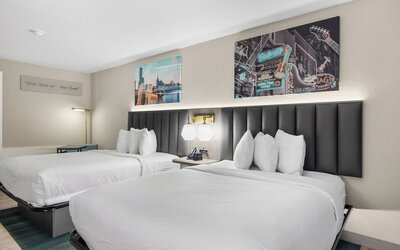 La Quinta Inn & Suites by Wyndham Nashville Airport/Opryland