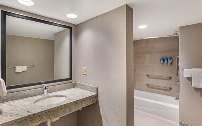 Drury Inn & Suites Atlanta Morrow