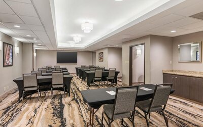 Drury Inn & Suites Atlanta Morrow