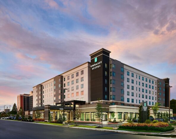 Embassy Suites by Hilton Atlanta Airport North
