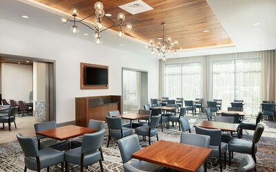 Embassy Suites by Hilton Atlanta Airport North