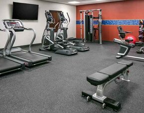 well equipped fitness center at Hampton Inn Wichita Northwest.