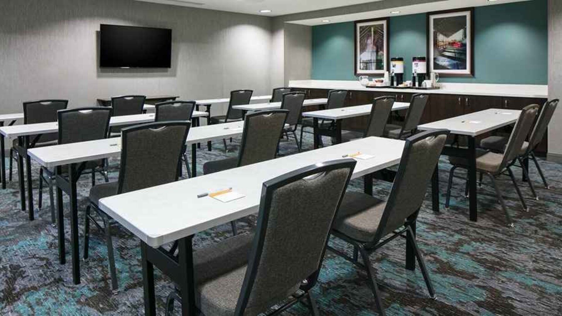 Spacious, professional meeting room at Hampton Inn Wichita Northwest.