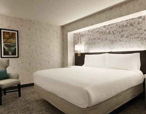 Cozy king bedroom at Hilton Garden Inn Washington DC Downtown.