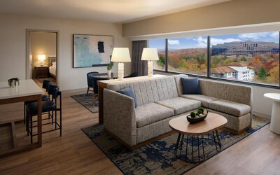 Hyatt Regency Suites Atlanta Northwest
