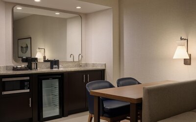 Hyatt Regency Suites Atlanta Northwest