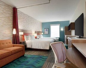 Spacious 2 queen size beds studio with working station at the Home2 Suites by Hilton Warminster Horsham.