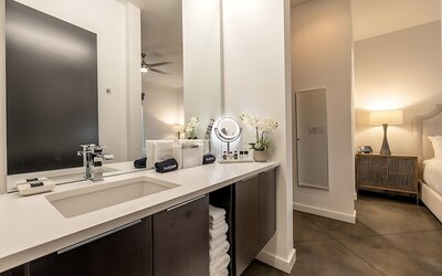 The 121 Hotel
