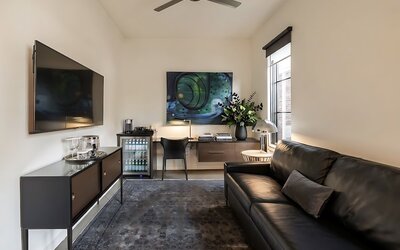 The 121 Hotel