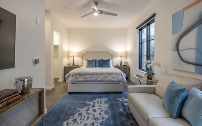 The 121 Hotel