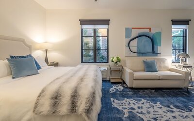 The 121 Hotel