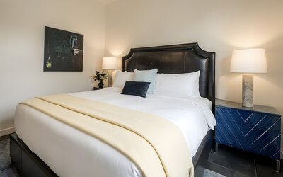 The 121 Hotel