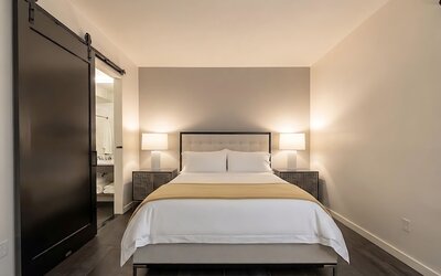 The 121 Hotel