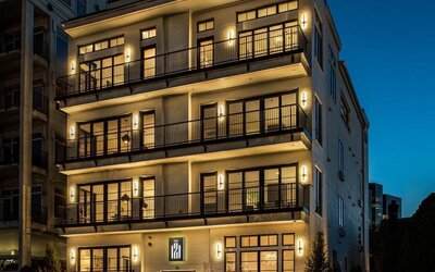 The 121 Hotel