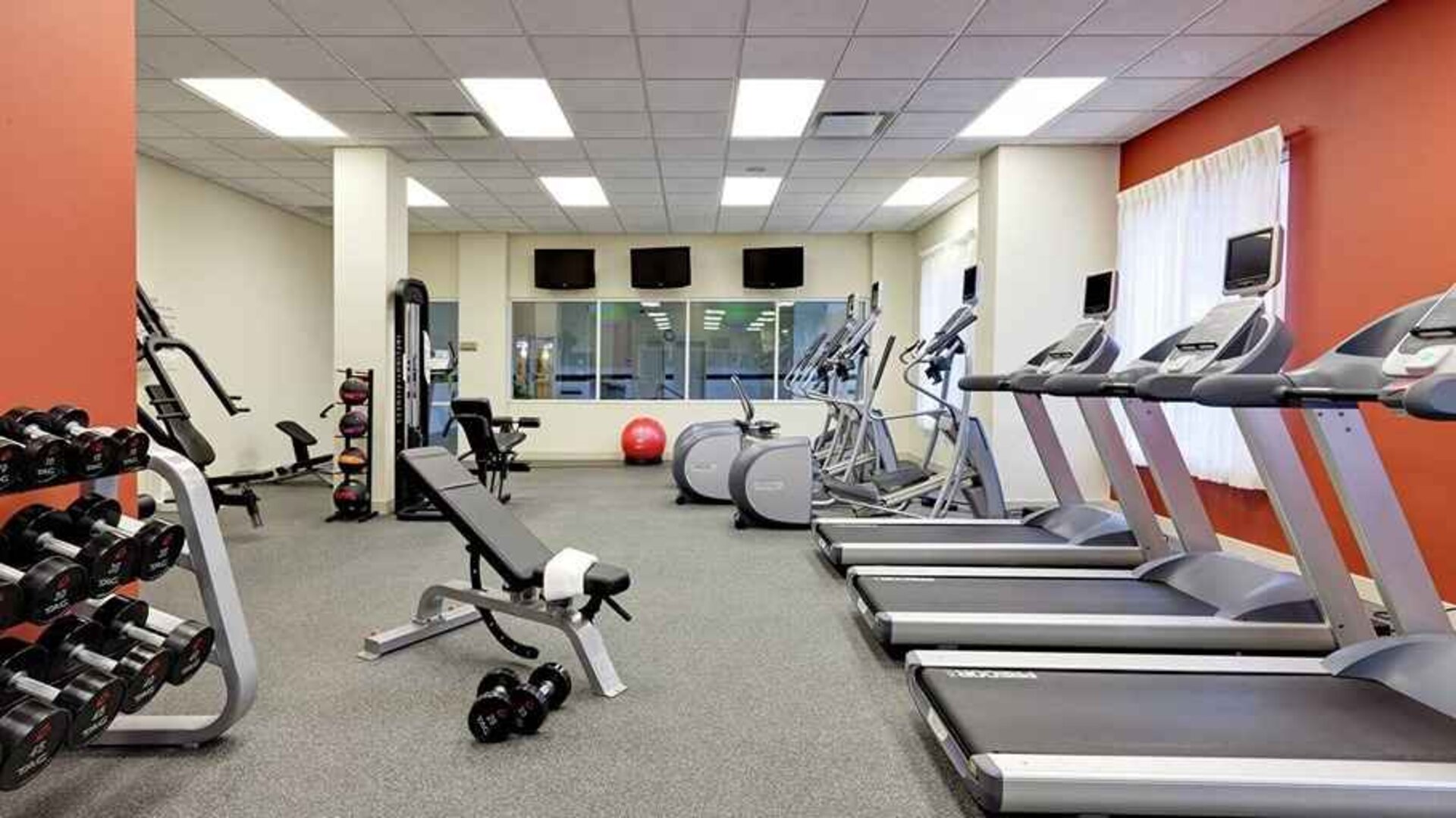 Well-equipped fitness center at Hilton Garden Inn Chicago/Midway Airport.