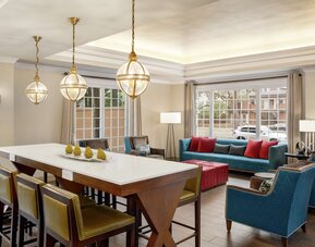 Hampton Inn New Orleans-St. Charles Ave./Garden District