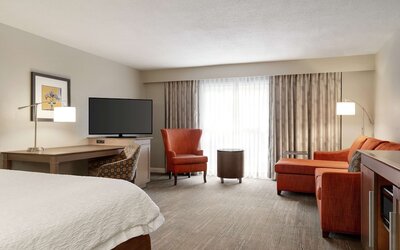 Hampton Inn New Orleans-St. Charles Ave./Garden District