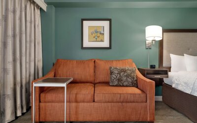 Hampton Inn New Orleans-St. Charles Ave./Garden District